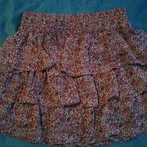 American Eagle ruffled mini skirt